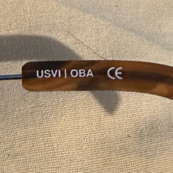 Maho aviator style sunglasses comes with case and sleeve - Picture 5 of 5